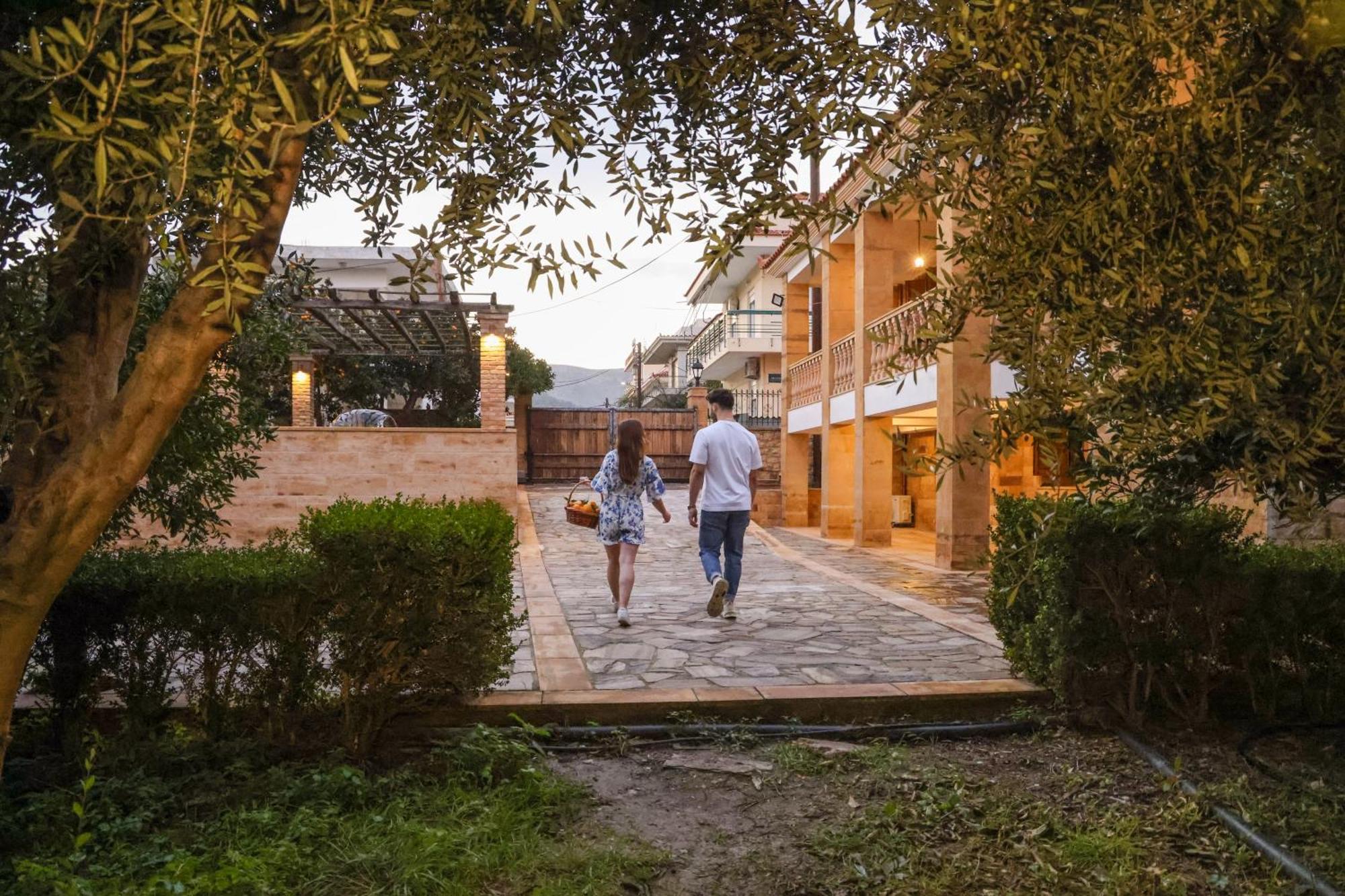 Archontiko Frideriki Luxury Apartments Chios Town Ngoại thất bức ảnh