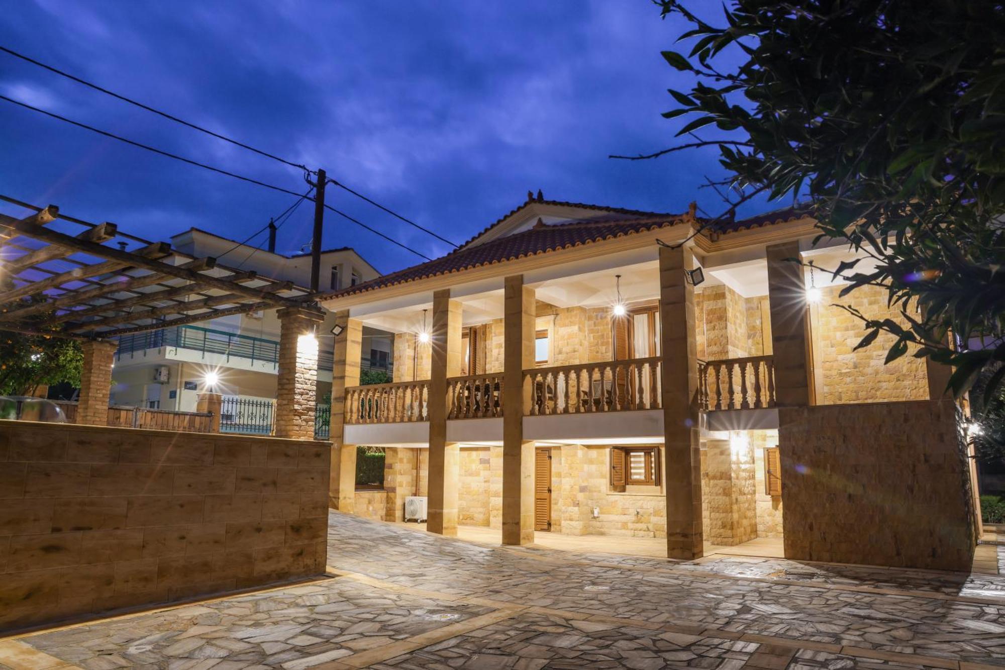 Archontiko Frideriki Luxury Apartments Chios Town Ngoại thất bức ảnh